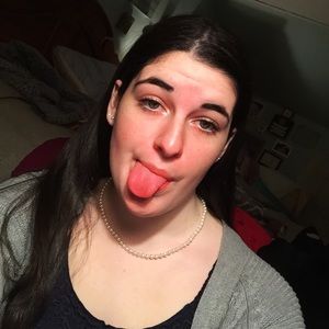 Meet your Posher, Ava